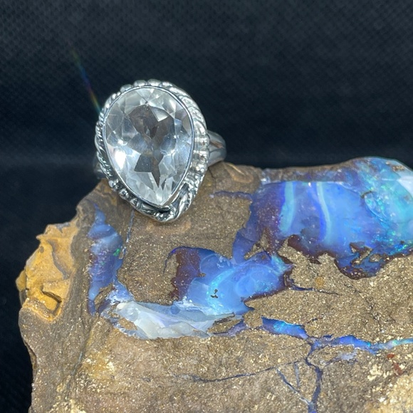 Sterling Silver Clear Quartz Ring - Picture 3 of 7